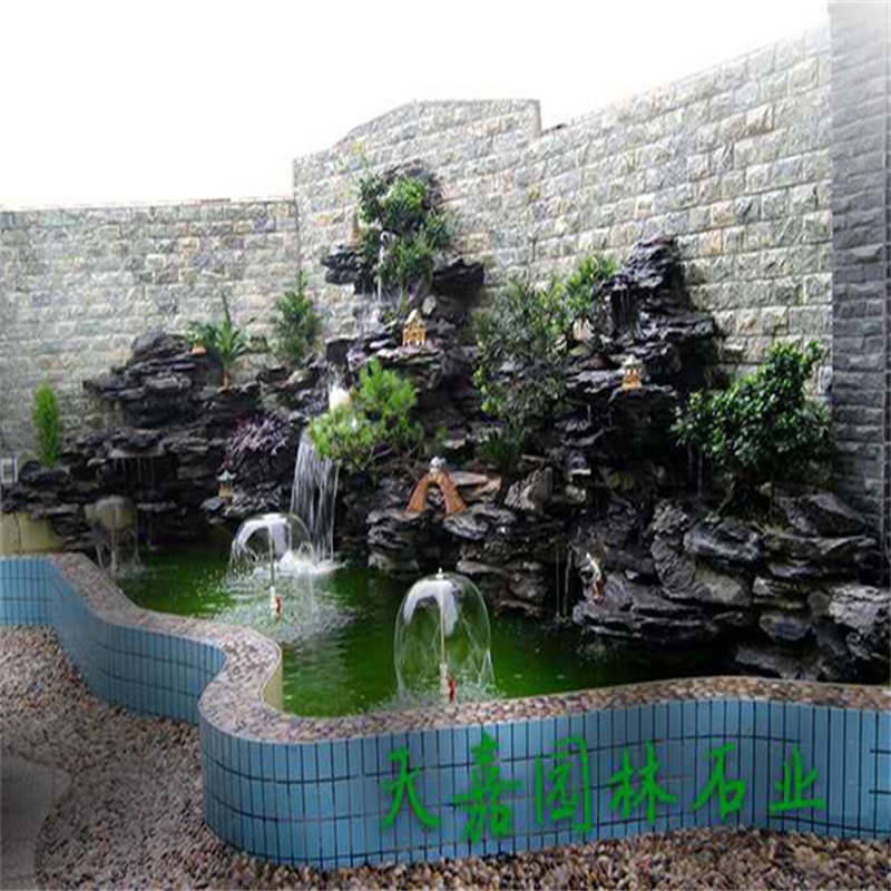 马尔康小庭院水景设计